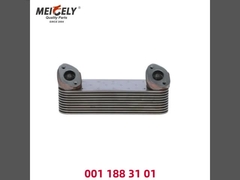 Combinato di raffreddamento rapido 001 188 01 31 /002 188 18 01Rifrescatore di olio per motore per Mercedes-Benz