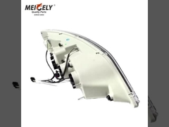 Non riesci a trovare i fari anteriori originali 4101-00084 e 4101-00083 per il tuo autobus Yutong?