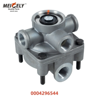 Valvola di accelerazione idraulica del relè originale 0004296544 0004299544 per camion