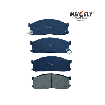 A133 Semi-metallici ceramici di auto pad frontali e posteriori 41060-11P85