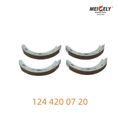 124 420 07 20 OEM Set di scarpe per freni di parcheggio per Mercedes-Benz