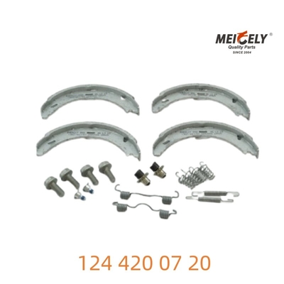124 420 07 20 OEM Set di scarpe per freni di parcheggio per Mercedes-Benz