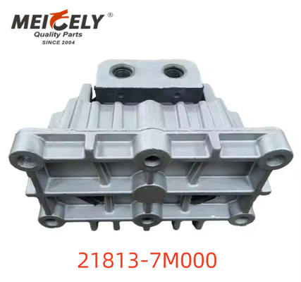 OEM 21813-7M000 Montaggio del motore adatto a una varietà di modelli di veicoli