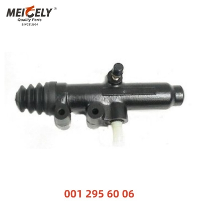 Valvola pompa frizione in ghisa OEM 0012956006 Cilindro maestro 0022950407 per FOTON