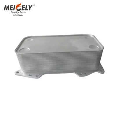 Ricambi per escavatori di alta qualità raffreddatore dell'olio del motore 04900206 04912105 Per escavatori Volvo D8K