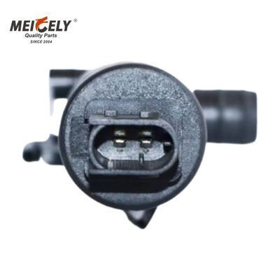 82171135 Pompa di lavaggio del parabrezza ad alta efficienza compatibile con i camion VOL-VO