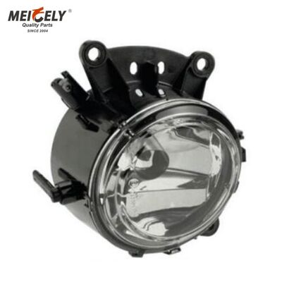Lampada anteriore OEM 9608200456 Lampada di nebbia R Far per Mercedes Actros MP4 F
